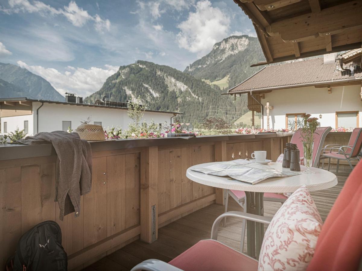 Hotel Garni Larcherhof Mayrhofen Ngoại thất bức ảnh