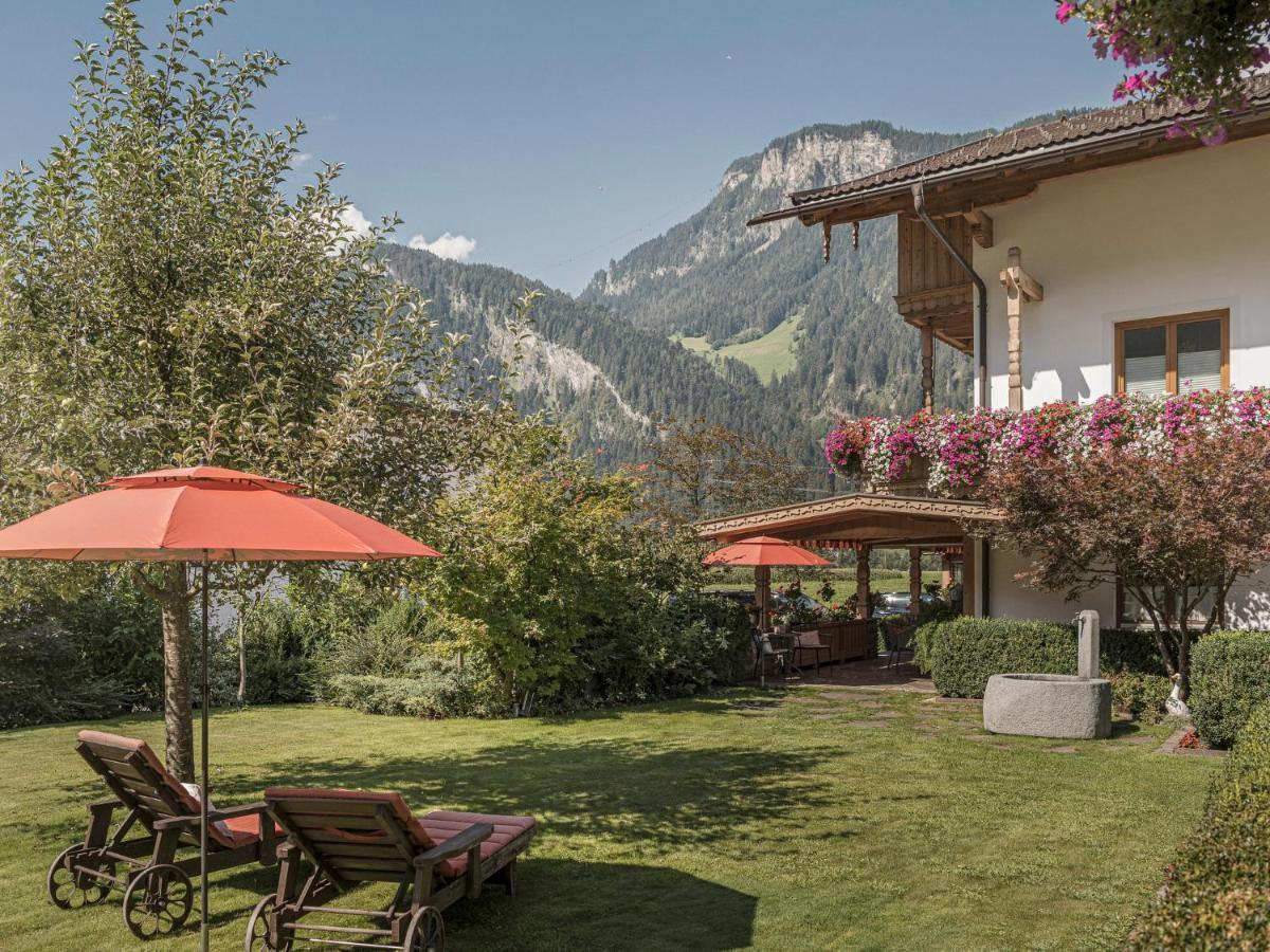 Hotel Garni Larcherhof Mayrhofen Ngoại thất bức ảnh