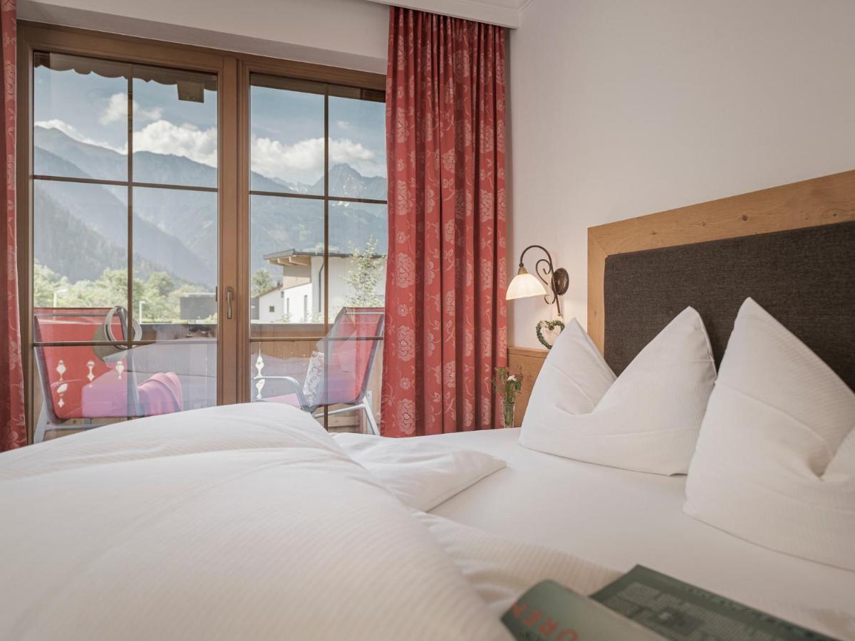 Hotel Garni Larcherhof Mayrhofen Ngoại thất bức ảnh