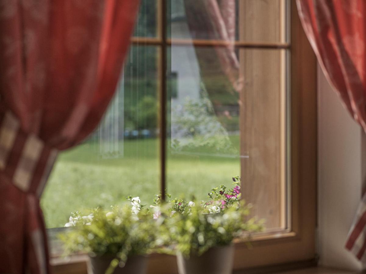 Hotel Garni Larcherhof Mayrhofen Ngoại thất bức ảnh